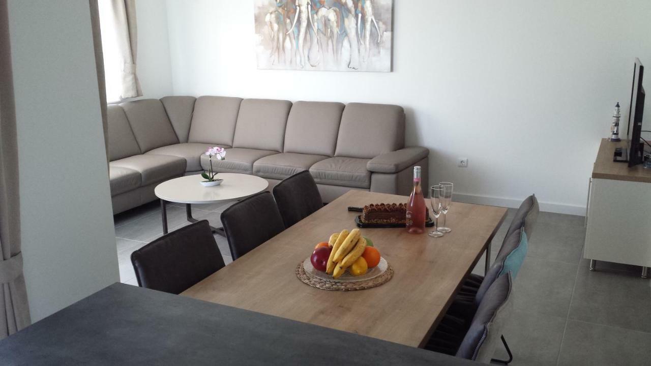 Apartment Aria Exclusive Петркане Екстериор снимка