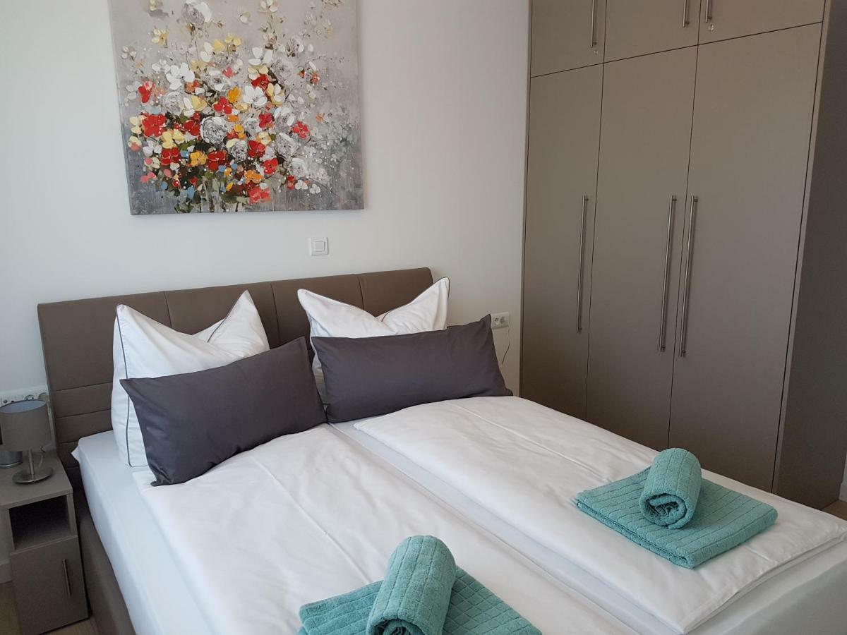 Apartment Aria Exclusive Петркане Екстериор снимка