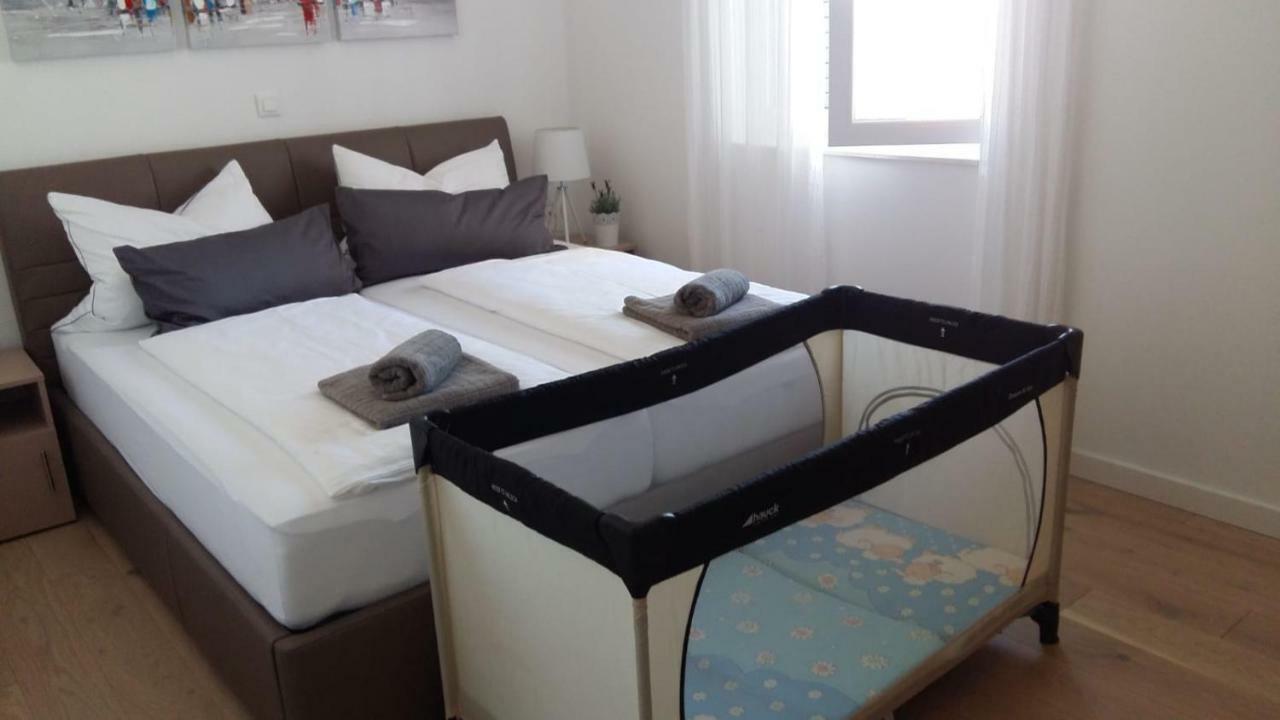 Apartment Aria Exclusive Петркане Екстериор снимка